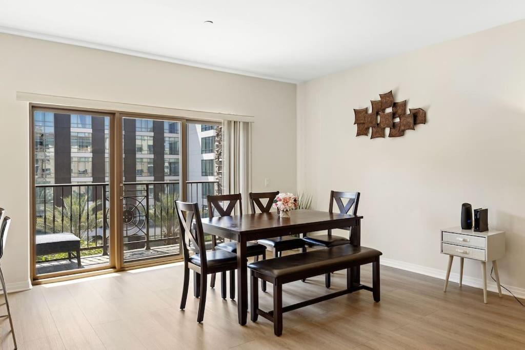 Charming 2br2ba Near Downtown La And Walkable Amenities Apartamento