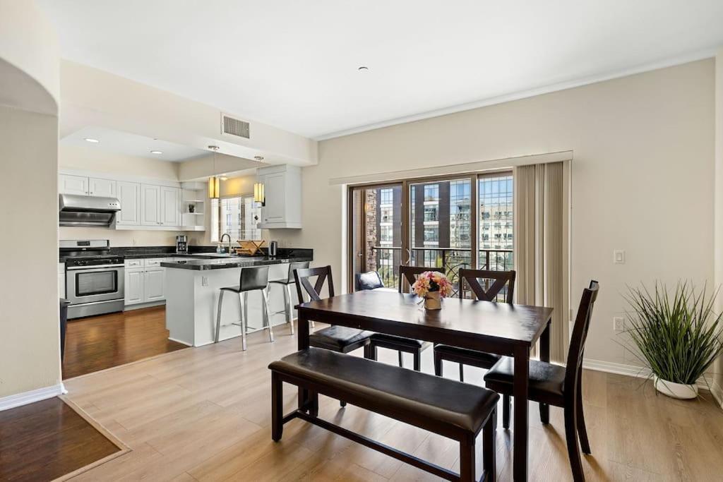 Charming 2br2ba Near Downtown La And Walkable Amenities Apartamento